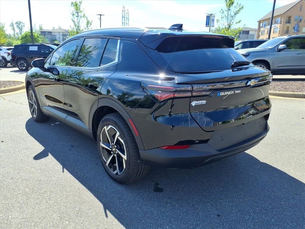 New 2026 Black Chevrolet LT image 30