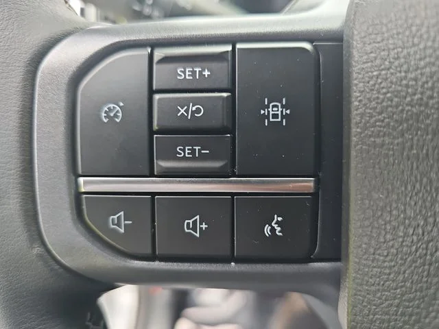 Used 2023 White Ford XLT image 17