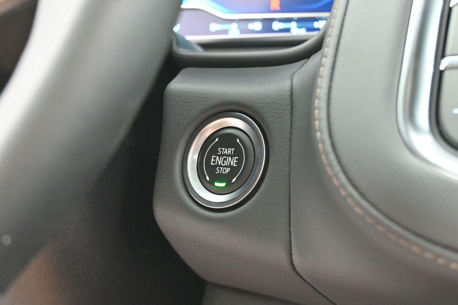 Used 2023 BLACK Chevrolet High Country image 25