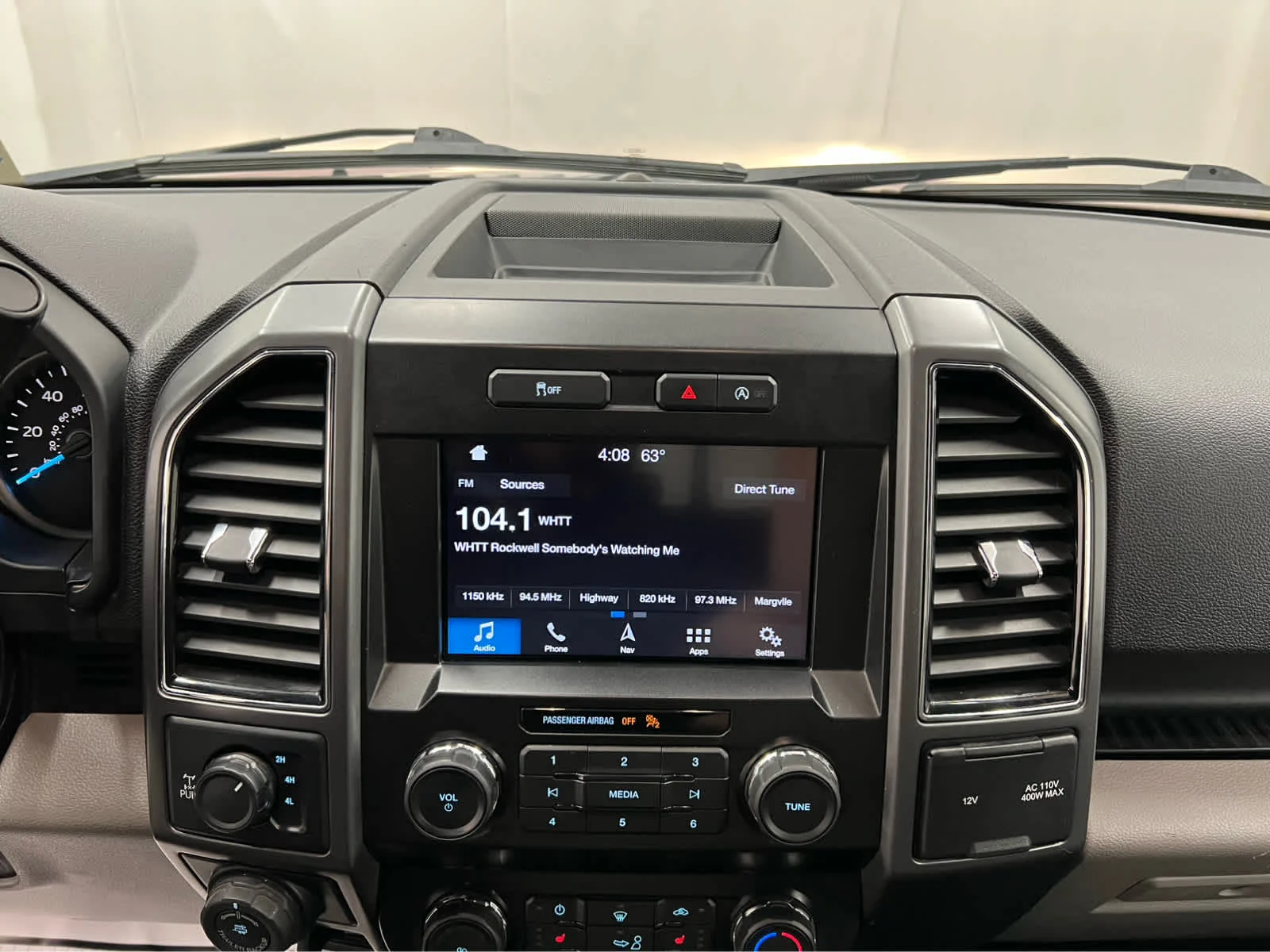 Used 2019 Ruby Red Metallic Tinted Clearcoat Ford XLT image 24