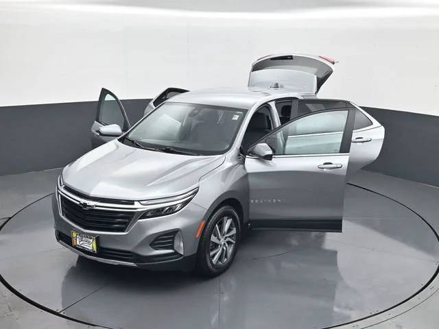 2024 Chevrolet Equinox LT - Photo 30
