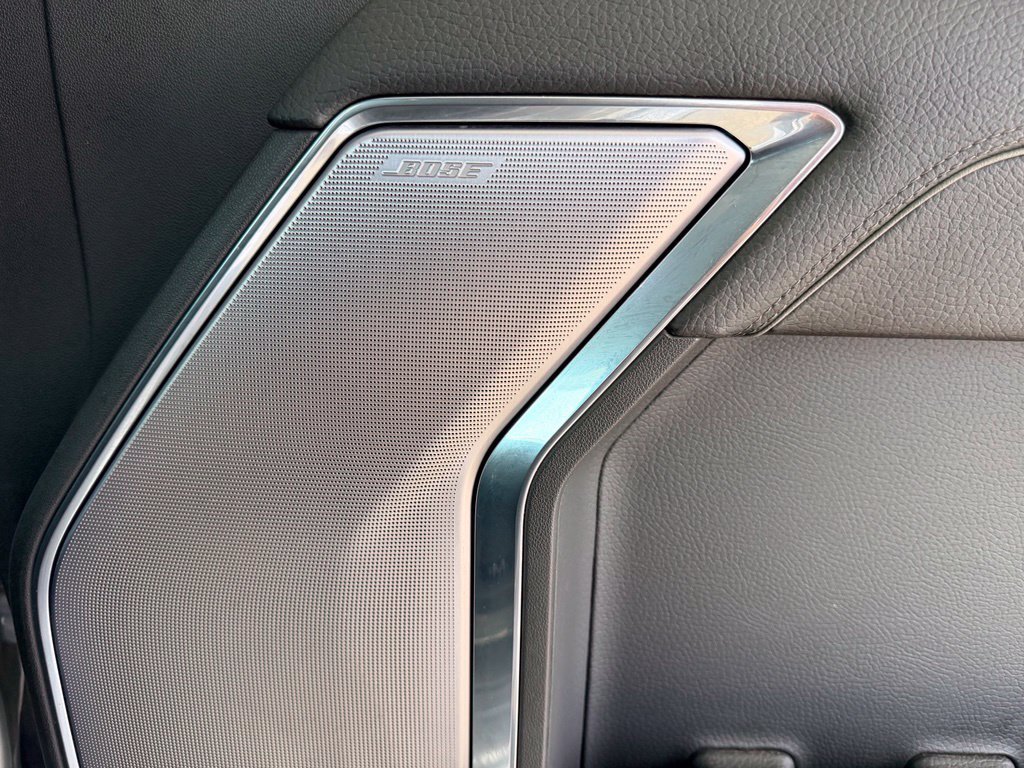 Used 2024 Silver GMC Denali image 39