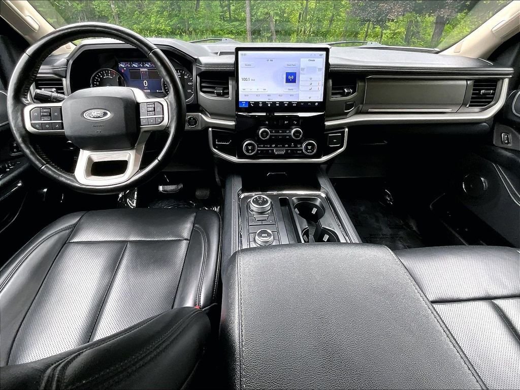 Used 2024 Gray Metallic Ford XLT image 22