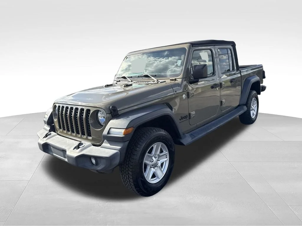 Certified Used 2020  Jeep Sport image 8