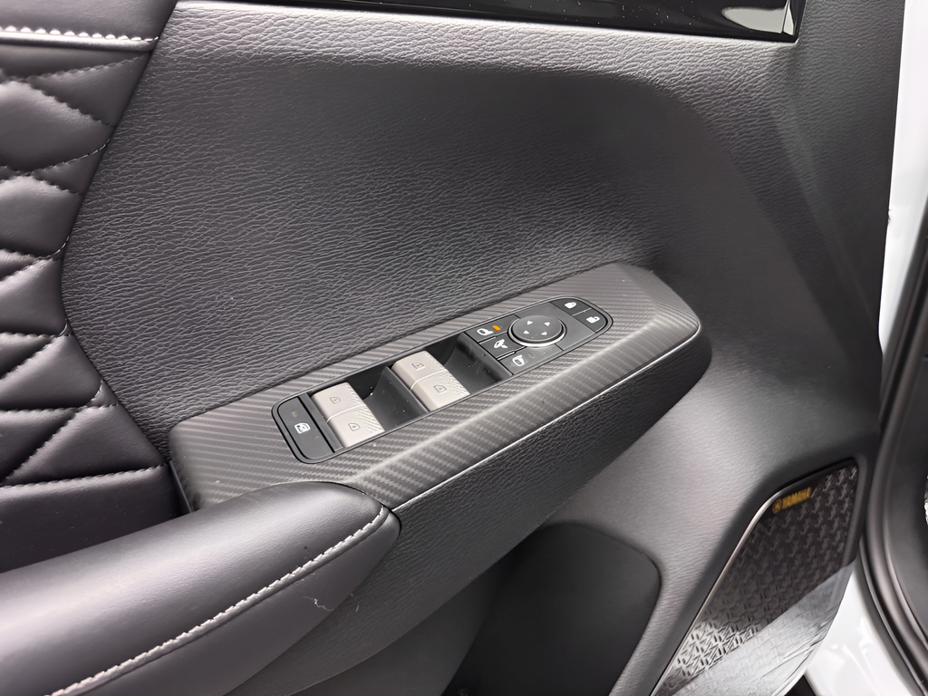 New 2026  Mitsubishi Black Edition image 35