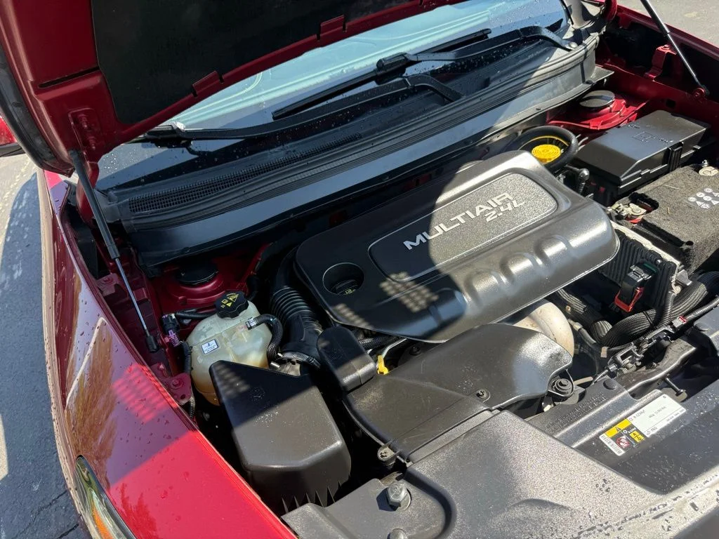 Used 2017 Red Jeep Latitude image 61