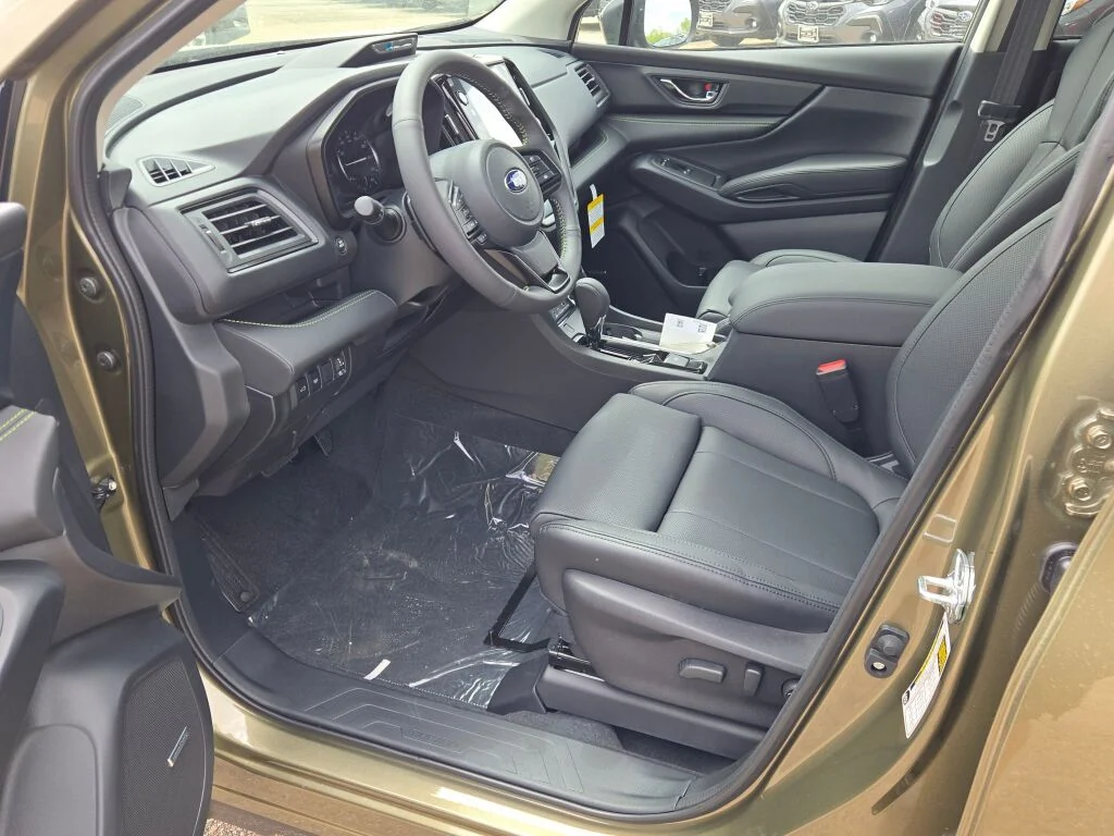 New 2026 AUTUMN GREEN METALLIC Subaru Onyx Edition Touring 7-Passenger image 23