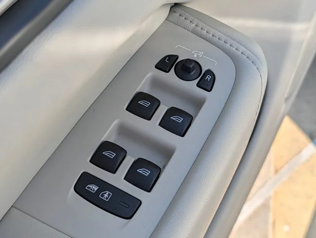 2023 Volvo XC60 Plus - Photo 20