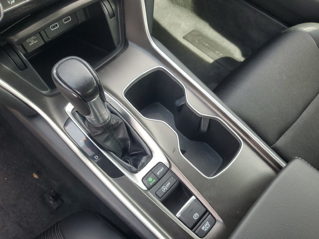 Used 2022 White Honda Sport image 22