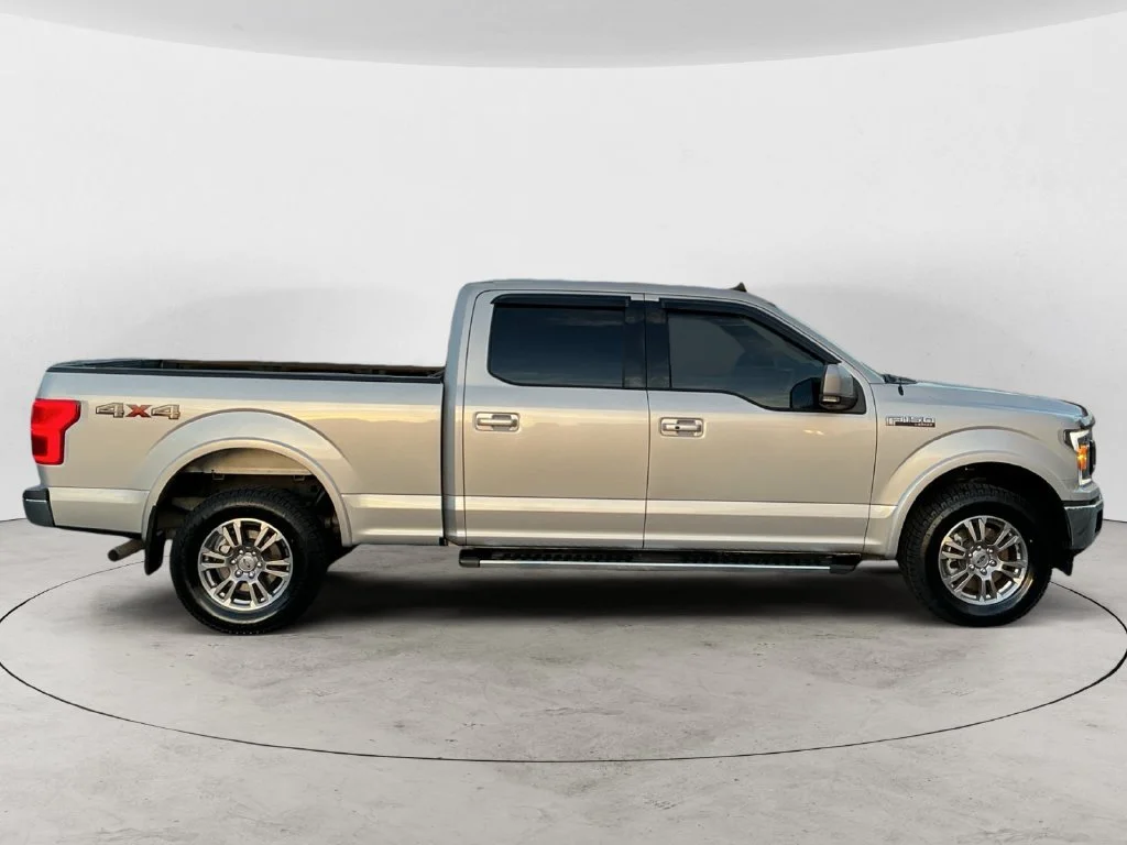 Used 2019 Silver Ford Lariat image 4