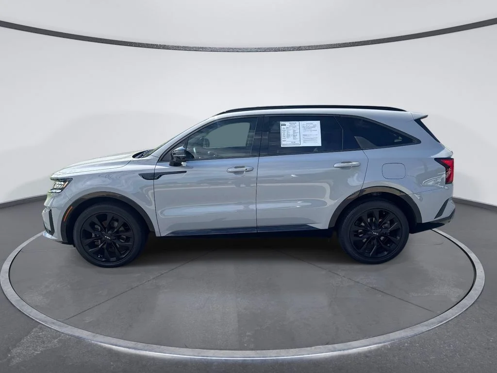 Used 2022 Gray Kia SX image 4