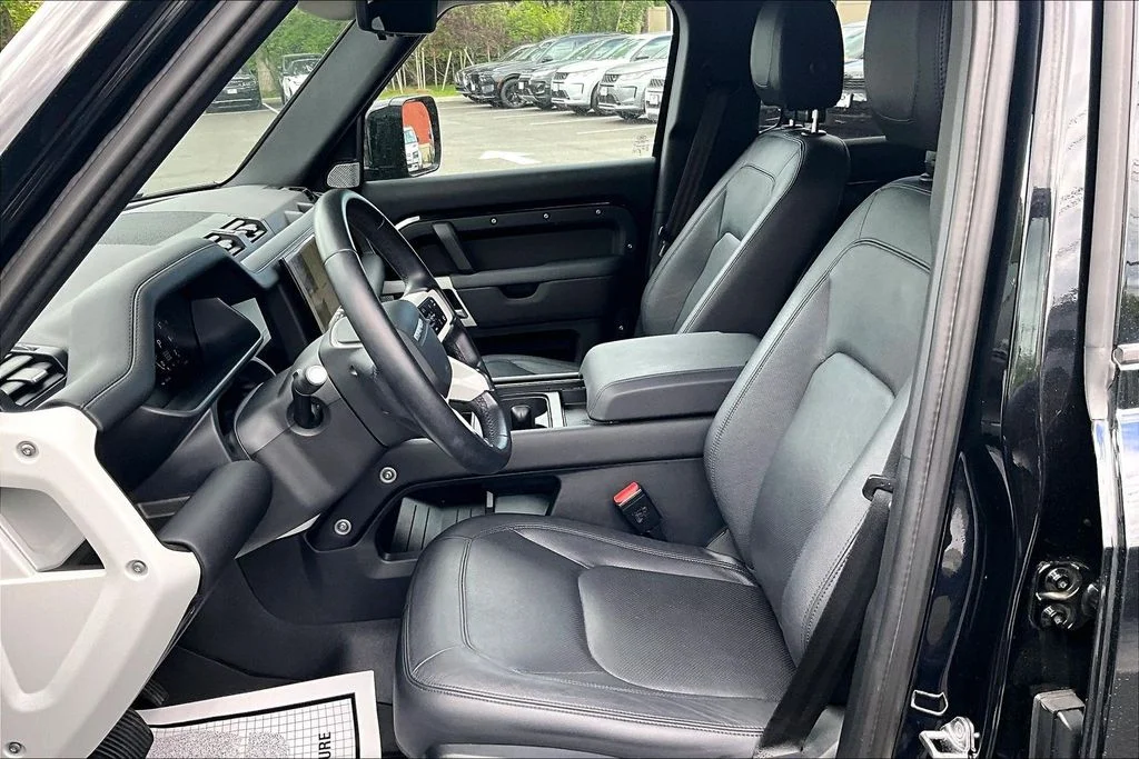 Certified Used 2024 Black Land Rover S image 27