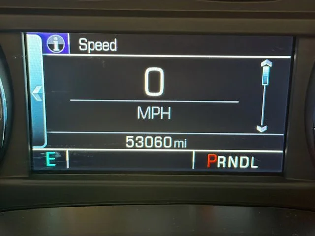 Used 2018 Summit White Chevrolet LT image 6