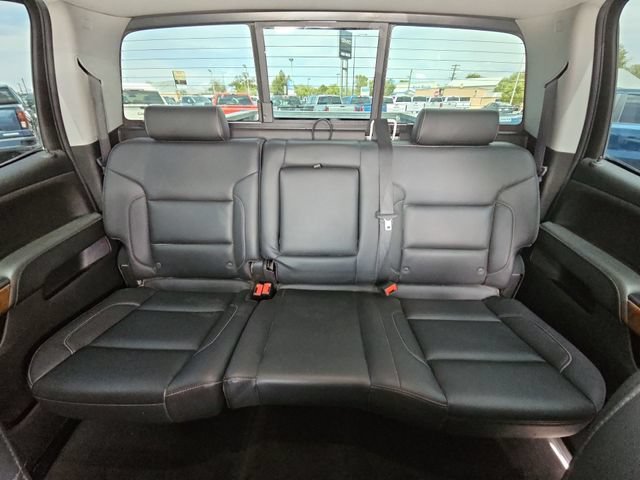 Used 2018 SUMMIT WHITE Chevrolet High Country image 26