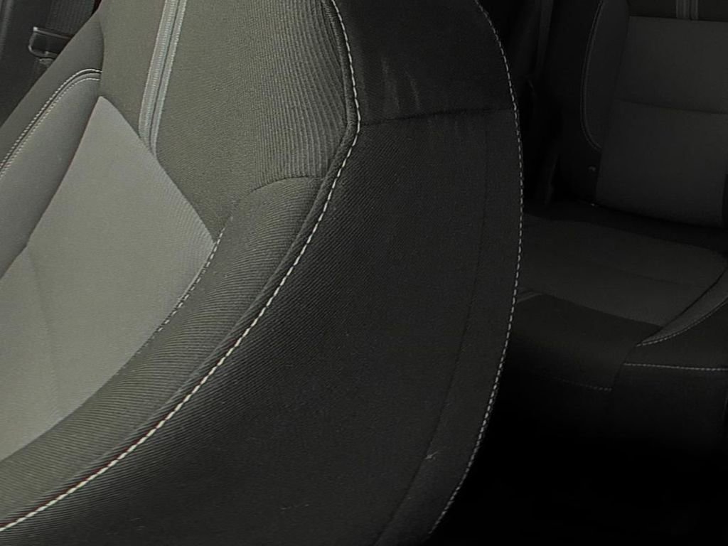 Used 2025 Summit White Chevrolet 2LT image 12