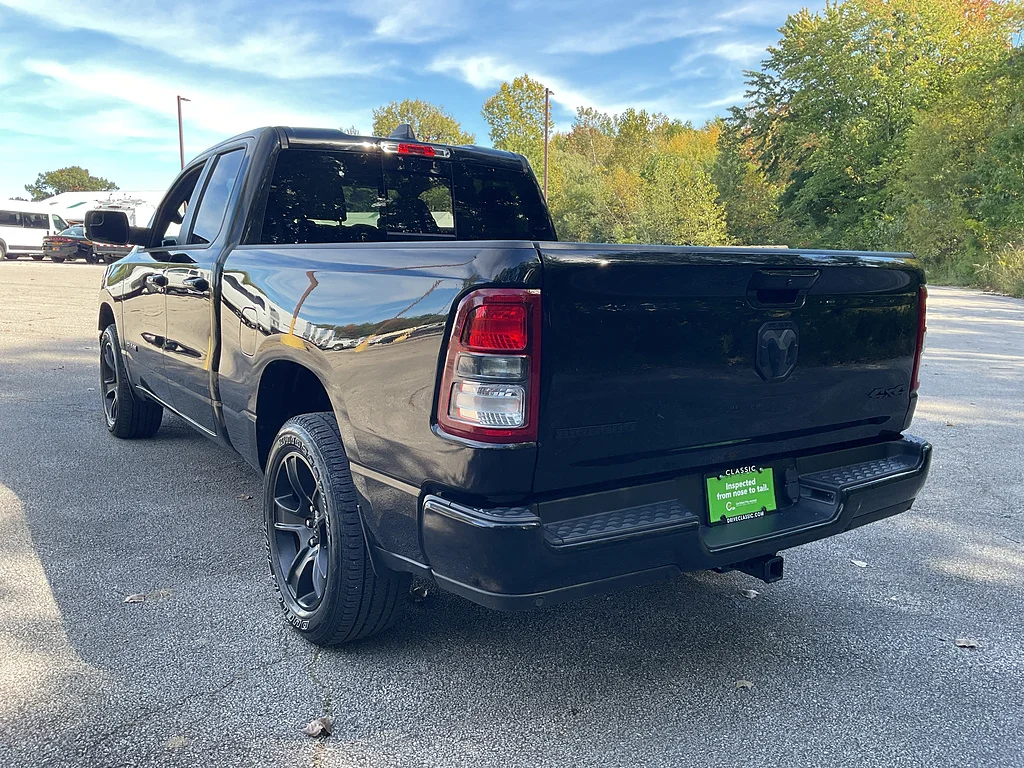 Certified Used 2023 Diamond Black Crystal Pearl Coat Ram Big Horn image 7