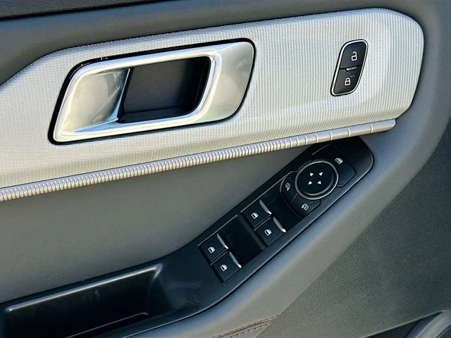 New 2026 White Metallic Ford Active image 13
