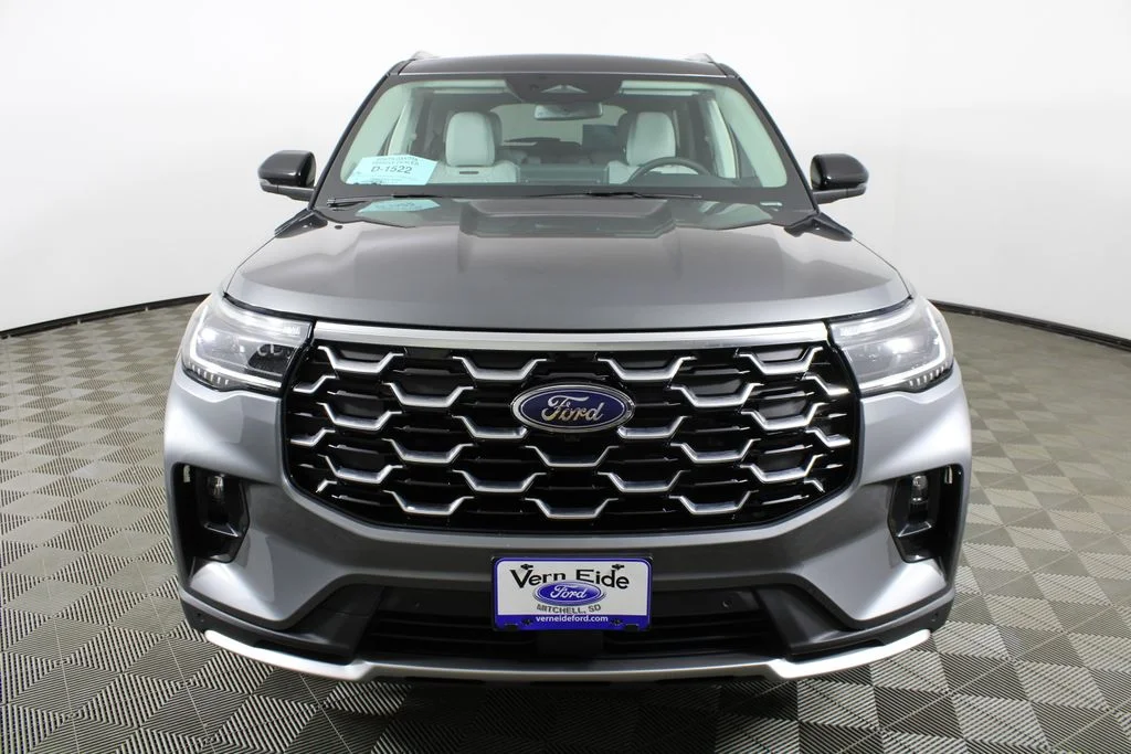 2026 Ford Explorer Platinum - Photo 2