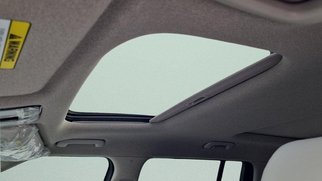 New 2027 Gray Hyundai Limited image 17