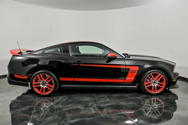 2012 Ford Mustang Boss 302 - Photo 10