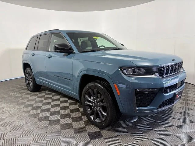 2026 Jeep Grand Cherokee Limited Reserve