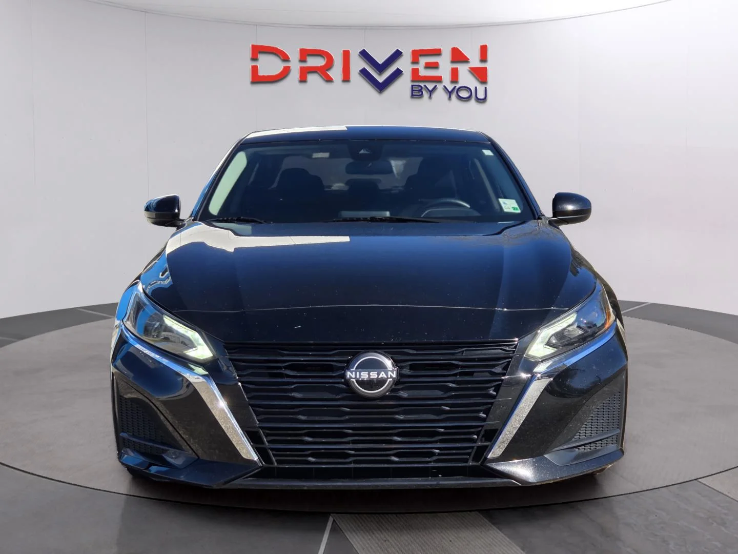 2023 Nissan Altima SV - Photo 8