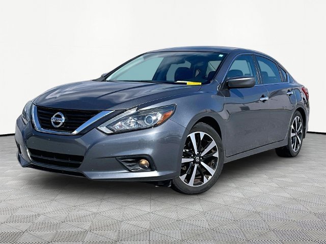 Used 2018 Gun Metallic Nissan 2.5 SR image 3