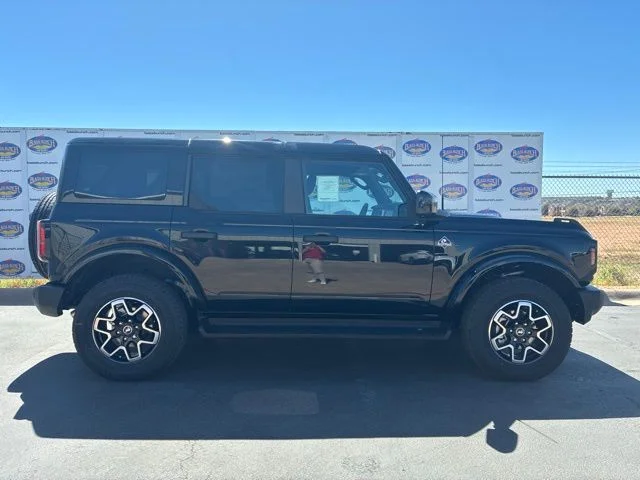 2026 Ford Bronco Outer Banks 4x4's photo