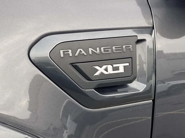 Used 2019 Gray Ford XLT image 5