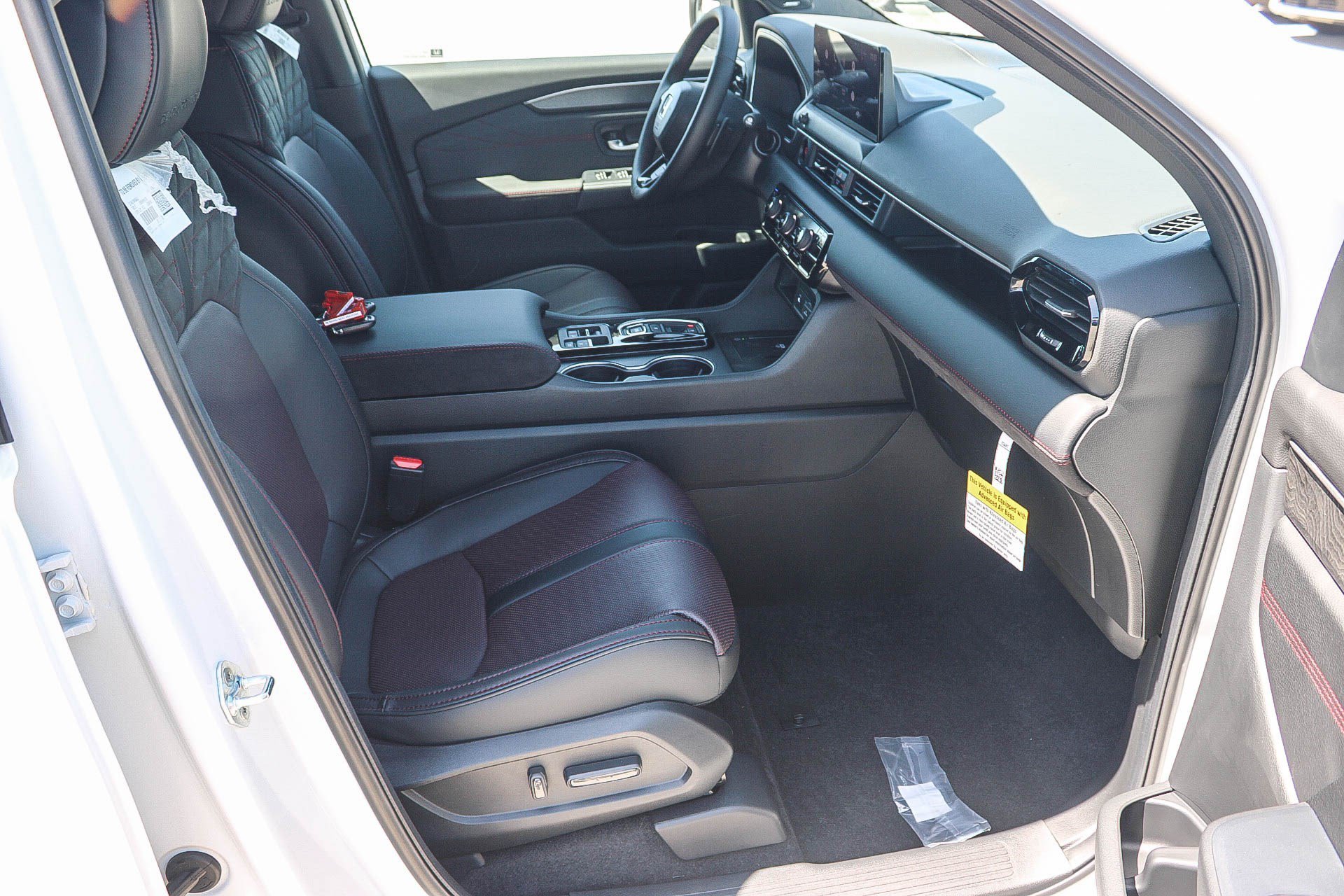 New 2026 Platinum White Pearl Honda Black Edition image 18