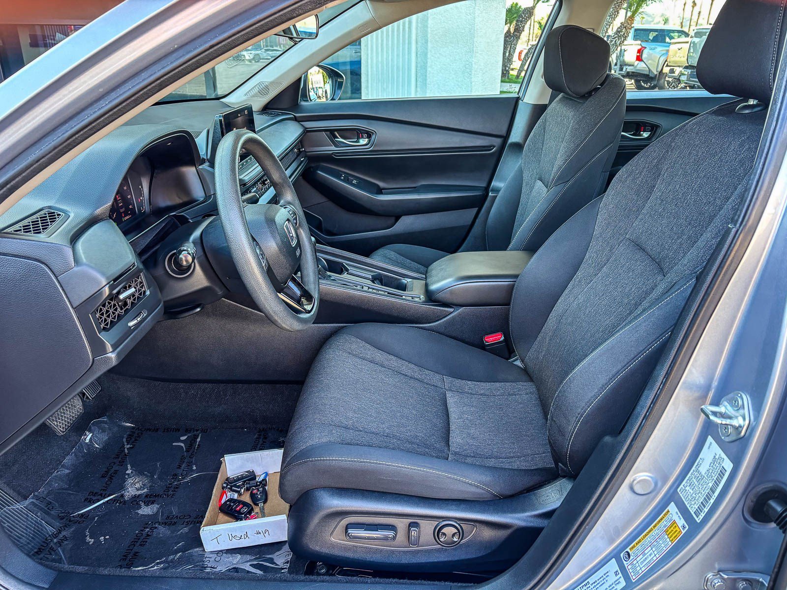 Used 2024 Solar Silver Metallic Honda EX image 19