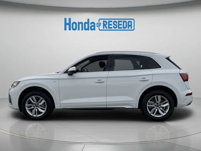Used 2023 GLACIER WHITE METALLIC Audi S line Premium image 2