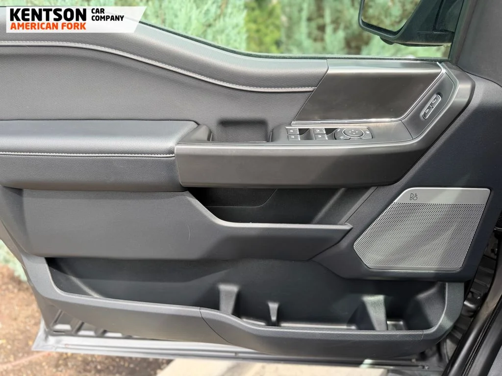 Used 2024 Silver Ford XLT image 17