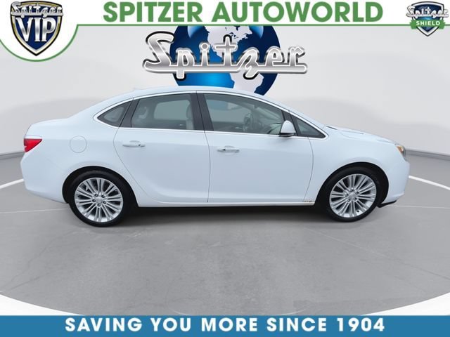 Used 2013 SUMMIT WHITE Buick BASE image 9