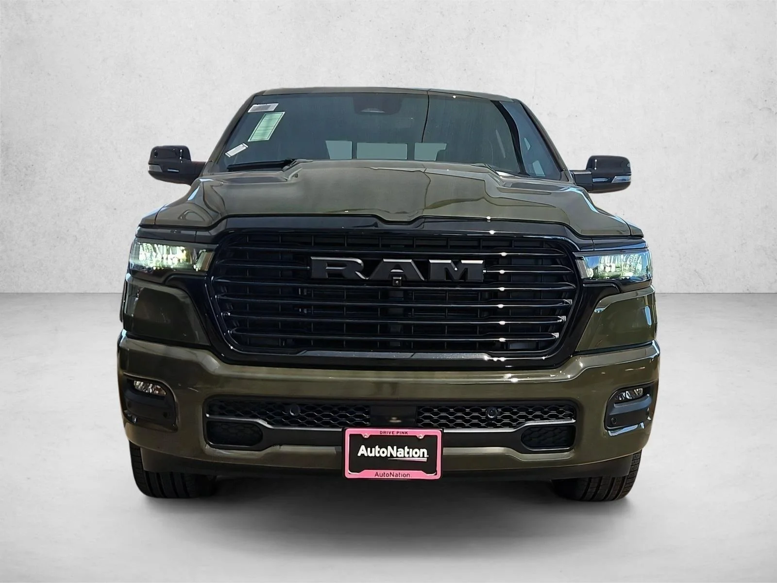 New 2027 Tank Ram Laramie image 6