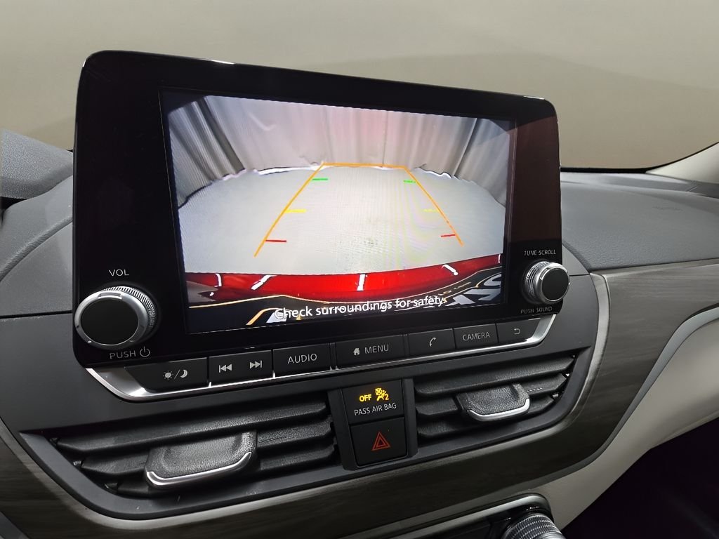 Used 2025 Red Nissan 2.5 SV image 25