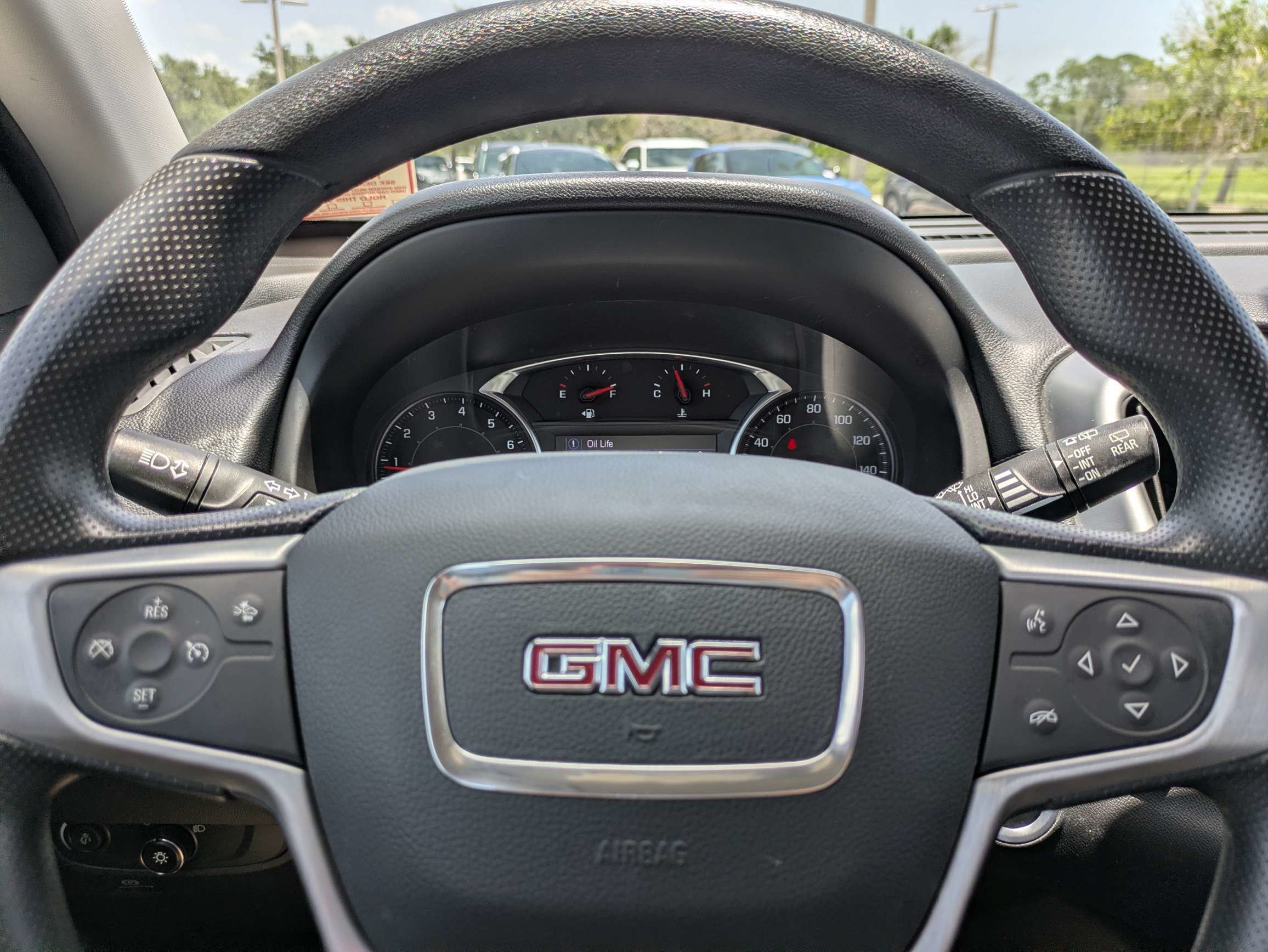 Used 2024 Summit White GMC SLE image 31