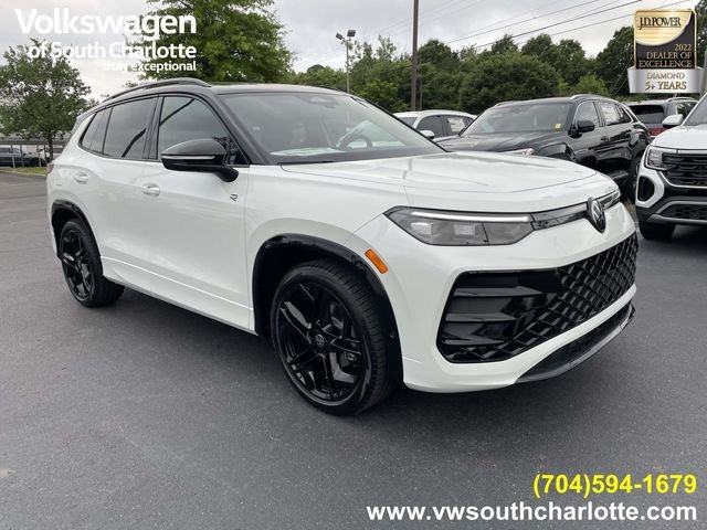 New 2026 White Volkswagen 2.0T SE R-Line Black image 1