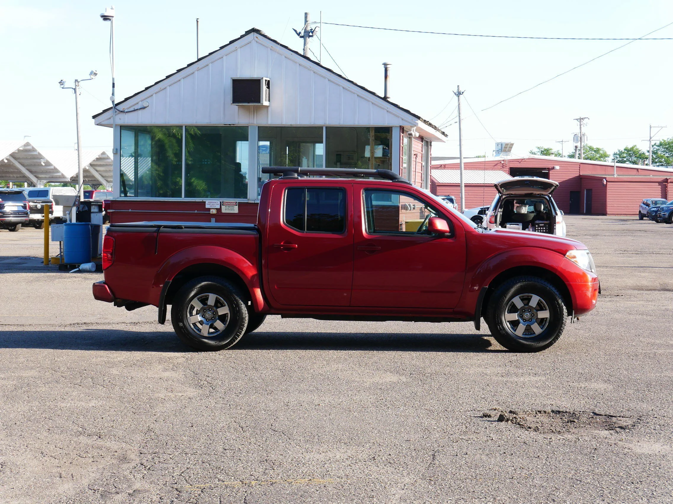 Used 2013 Nissan Frontier PRO-4X with VIN 1N6AD0EV1DN741065 for sale in White Bear Lake, Minnesota