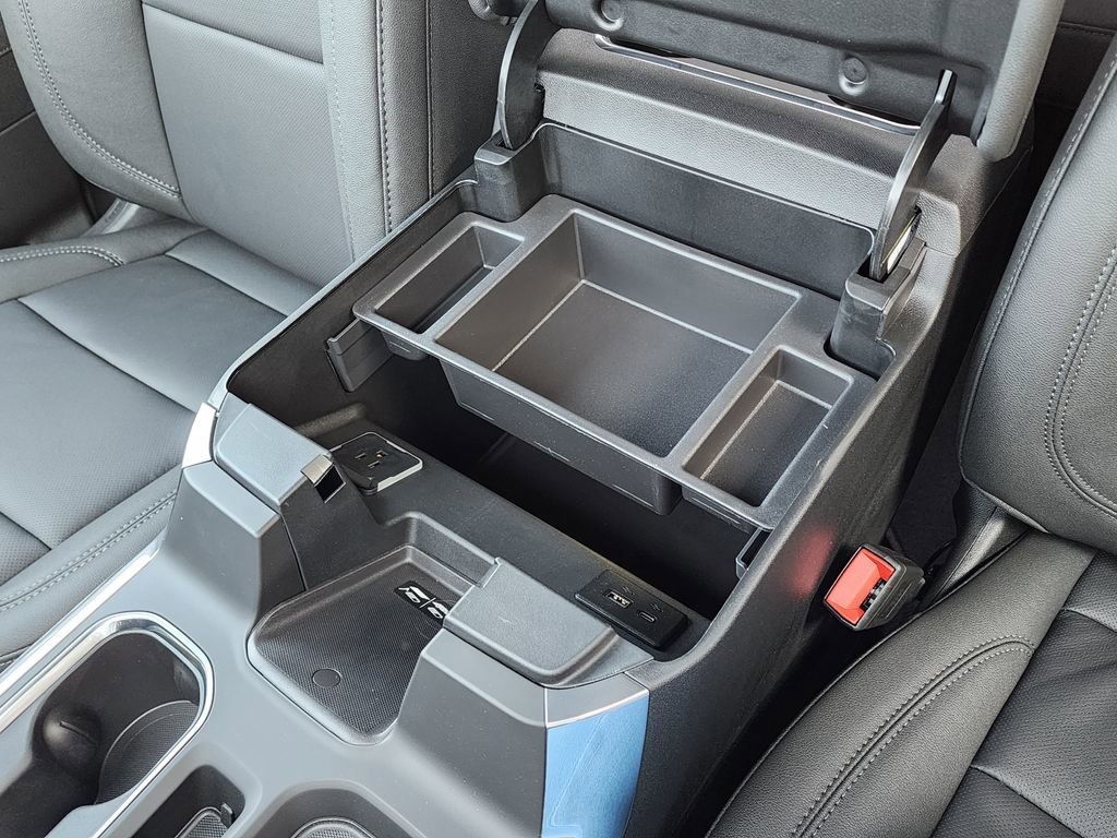 2026 GMC Sierra 1500 SLT - Photo 32