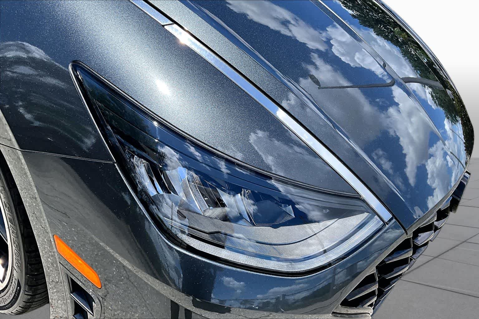 Used 2022 Portofino Gray Hyundai SEL Plus image 29