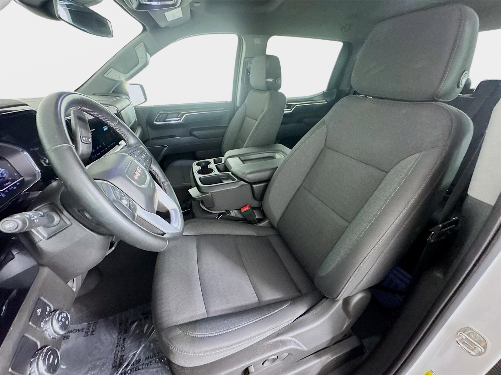 Used 2024 Summit White GMC Elevation image 11