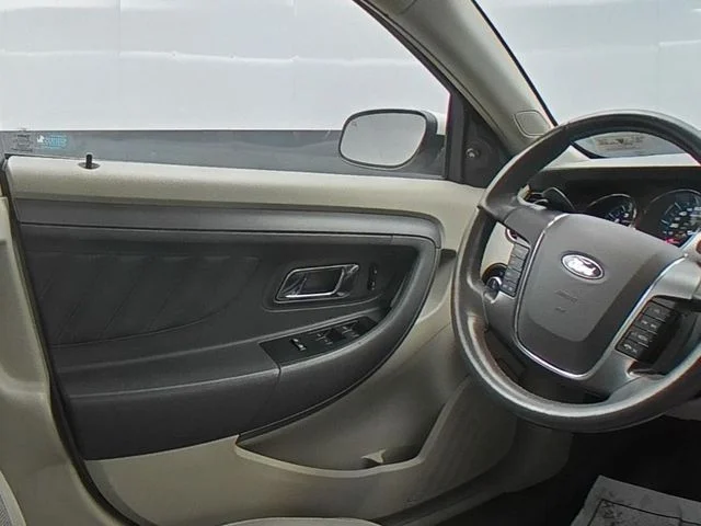 Used 2010  Ford SEL image 35