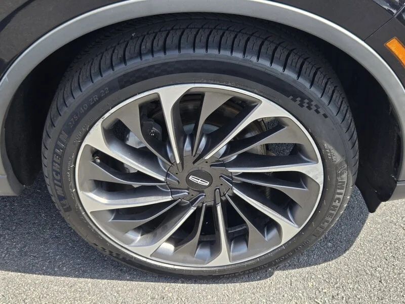 Used 2021 Black LINCOLN RESERVE AWD image 20