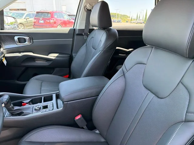 New 2026 Ivory Silver Kia S image 17