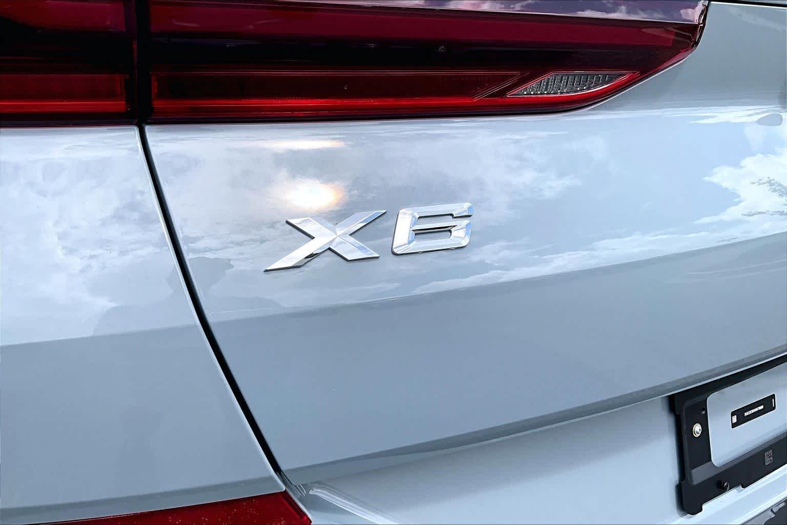 New 2027 Brooklyn Grey Metallic BMW xDrive40i image 15