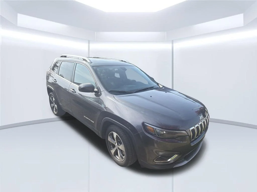 Used 2020 Gray Jeep Limited image 2