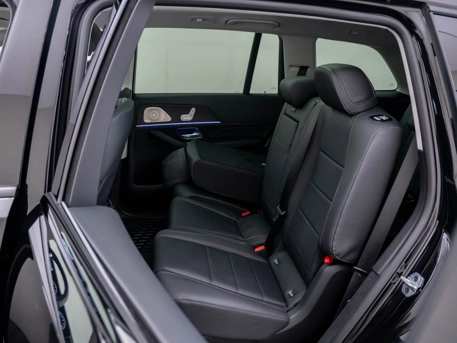 New 2026 Black Mercedes-Benz GLS 450 image 20
