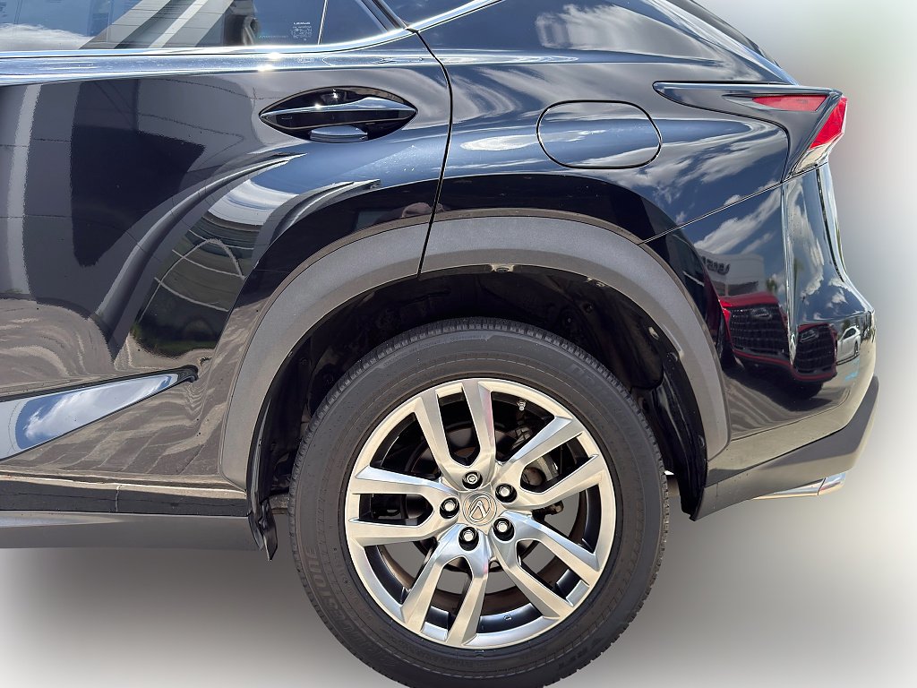 Used 2016 Obsidian Lexus Base image 5