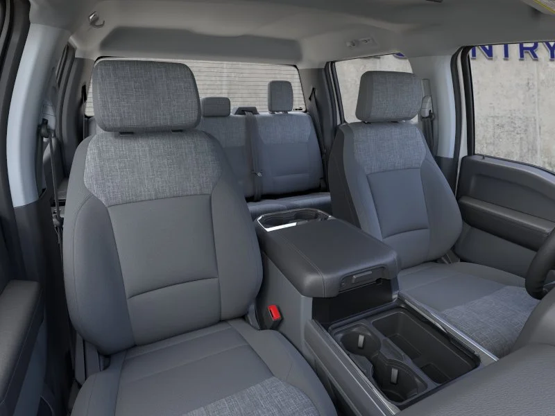New 2026 Oxford White Ford F-250® XLT image 10